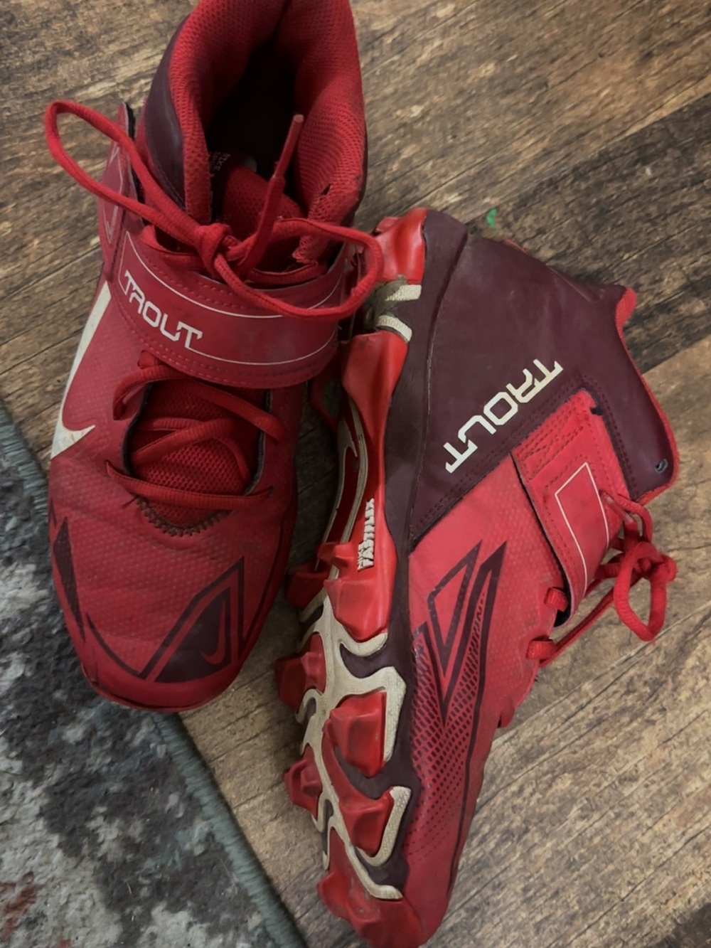 Nike Kids Red Sport Cleats with Strap